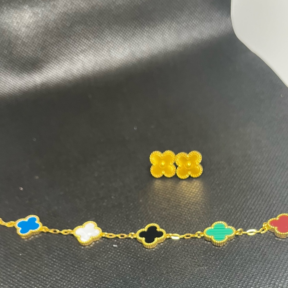 Multicolor Gold-Plated Clover Jewelry Set